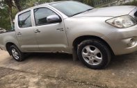 Toyota Hilux 2009 - Bán Toyota Hilux 2.5E 4x2 MT 2009, màu bạc, nhập khẩu giá 310 triệu tại Hải Dương