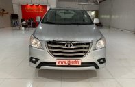 Toyota Innova 2.0E 2014 - Bán Toyota Innova 2.0E đời 2014, màu bạc số sàn, giá tốt giá 495 triệu tại Hà Giang