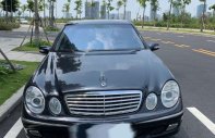 Mercedes-Benz E class E240 2003 - Cần bán gấp Mercedes E240 năm sản xuất 2003, màu đen, 255 triệu giá 255 triệu tại Tp.HCM