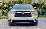 Toyota Highlander 2016 - Xe chính chủ bán Toyota Highlander LE 2.7L 2016 màu vàng cát, nội thất kem, nhập khẩu giá 1 tỷ 590 tr tại Hà Nội