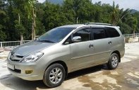 Toyota Innova 2006 - Cần bán Toyota Innova sản xuất 2006, màu bạc còn mới, 186 triệu giá 186 triệu tại Cao Bằng