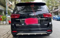 Kia Sedona 2018 - Cần bán xe Kia Sedona 2018, màu đen, giá tốt giá 885 triệu tại Lào Cai