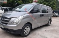 Hyundai Grand Starex 2011 - Cần bán gấp Hyundai Grand Starex sản xuất năm 2011, màu xám, xe nhập xe gia đình, 340 triệu giá 340 triệu tại Hà Nội