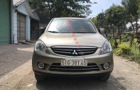 Mitsubishi Zinger   2.4 GLS   2009 - Xe Mitsubishi Zinger 2.4 GLS đời 2009, màu vàng còn mới   giá 220 triệu tại Tiền Giang