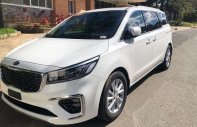 Kia Sedona 2020 - Cần bán gấp Kia Sedona đời 2020, màu trắng chính chủ giá 1 tỷ 50 tr tại Lâm Đồng