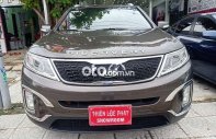 Kia Sorento 2015 - Bán Kia Sorento năm 2015, màu nâu giá 555 triệu tại Quảng Nam