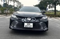 Bán Toyota Camry 2.5 Q đời 2020, màu đen còn mới giá 1 tỷ 225 tr tại Hà Nội