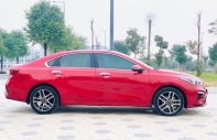 Kia Cerato AT 2018 - Bán xe Kia Cerato AT đời 2018, màu đỏ còn mới giá 555 triệu tại Hà Nội