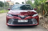 Cần bán xe Toyota Camry 2.5Q năm sản xuất 2020, màu đỏ, nhập khẩu giá 1 tỷ 200 tr tại Tây Ninh