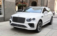 Bán Bentley Bentayga First Edition 2022 màu trắng, xe có sẵn giao ngay giá 18 tỷ 500 tr tại Hà Nội