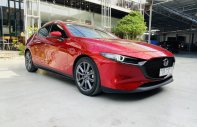 Bán Mazda 3 hatchback năm sản xuất 2019 màu đỏ xe chủ đi giữ gìn nhìn như xe mới, nguồn gốc rõ ràng, bao rút gốc hồ sơ, sang tên/ủy quyền vô tư giá 695 triệu tại Tp.HCM