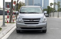 Cần bán xe Hyundai Grand Starex 2.5 MT sản xuất năm 2014, màu bạc, nhập khẩu Hàn Quốc  giá 540 triệu tại Hà Nội