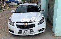 Chevrolet Cruze LT 2013 - Cần bán gấp Chevrolet Cruze LT sản xuất 2013, màu trắng giá 275 triệu tại Đồng Nai