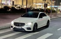 Bán Mercedes E300 AMG năm 2016, màu trắng, nhập khẩu như mới giá 1 tỷ 799 tr tại Hà Nội