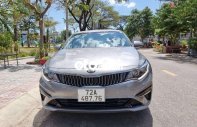 Cần bán lại xe Kia Optima 2.0AT tiêu chuẩn sản xuất 2020, màu bạc xe gia đình, 726 triệu giá 726 triệu tại Bình Dương