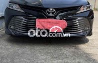 Cần bán lại xe Toyota Camry sản xuất 2019, màu đen giá cạnh tranh giá 890 triệu tại Cần Thơ