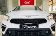 Bán xe Kia Cerato 1.6 AT Deluxe sản xuất 2022, màu trắng giá 589 triệu tại Tp.HCM