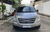 Hyundai Starex 2017 - Xe 6 chỗ 900kg, số sàn, máy xăng, màu xám giá 425 triệu tại Tp.HCM