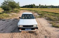 Nissan Bluebird 1985 - Màu trắng, số sàn giá 32 triệu tại Tây Ninh