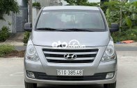 Hyundai Starex 2016 - Màu bạc, nhập khẩu, số sàn giá 655 triệu tại Bình Dương