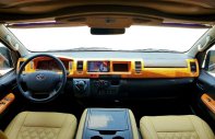 Toyota Hiace 2016 - Số sàn, máy xăng, limousin, 8 chỗ vip giá 498 triệu tại Tp.HCM