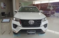 Toyota Fortuner 2022 - Giao ngay tháng 8 đủ màu và đủ phiên bản máy dầu giá 1 tỷ 107 tr tại Kon Tum