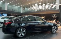 Mercedes-Benz C200 2022 - Màu đen nội thất đen, CTKM T9 siêu hấp dẫn, liên hệ ngay giá 1 tỷ 789 tr tại Đồng Nai