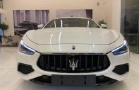 Maserati Ghibli 2020 - Nhập khẩu chính hãng 1 chiếc duy nhất tại showroom, màu trắng ngọc trai, nội thất đỏ cực đẹp giá 6 tỷ 66 tr tại Tp.HCM