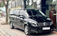 Mercedes-Benz V250 2017 - Cần bán Mercedes-Benz V250 sản xuất năm 2017, màu đen giá 1 tỷ 460 tr tại Hà Nội