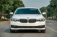 BMW 520i 2019 - Bán xe BMW 520i model 2019 sản xuất 2019 mới màu trắng, nội thất kem một chủ từ mới giá 1 tỷ 700 tr tại Hà Nội