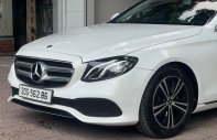 Mercedes-Benz E180 2019 - Màu trắng giá 1 tỷ 660 tr tại Hà Nội
