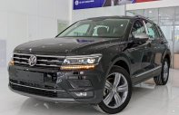 Volkswagen Tiguan Luxury 2021 - Bán xe Volkswagen Tiguan Luxury sản xuất 2021, màu đen, nhập khẩu chính hãng giá 1 tỷ 929 tr tại Tp.HCM