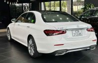 Mercedes-Benz E300 2022 - Xe đã ra biển nhưng chưa lăn bánh giá 2 tỷ 950 tr tại Quảng Ninh