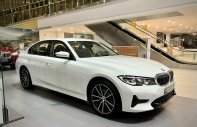 BMW 320i 2022 - Ưu đãi cực sốc đầu năm mới, giao ngay, tặng tiền mặt, và gói bảo hành + phụ kiện full theo xe giá 1 tỷ 399 tr tại Tp.HCM