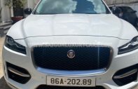 Jaguar F-Pace R-Sport 2017 - Bảo hành, bảo trì chính hãng đến 2023 giá 2 tỷ 650 tr tại Tp.HCM