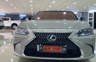 Lexus ES 250 2018 - Model 2019 giá 1 tỷ 850 tr tại Quảng Ninh