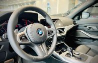 BMW 320i 2022 - Ưu đãi cực lớn tiền mặt + phụ kiện chính hãng BMW sẵn xe tại showroom giao ngay giá 1 tỷ 529 tr tại Hà Nội