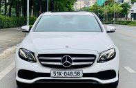 Mercedes-Benz E250 2018 - Trắng, nội thất đen giá 1 tỷ 430 tr tại Hà Nội
