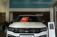 Volkswagen Tiguan 2022 - Volkswagen Tiguan trắng 7 Chỗ SUV sẵn xe giao ngay khuyến mãi cưc lớn giá 1 tỷ 929 tr tại Tp.HCM
