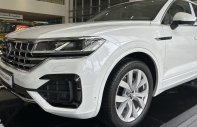 Volkswagen Touareg 2022 - Bán Volkswagen Touareg Luxury nhập khẩu mới 2023 sẵn giao ngay Sài gòn giá 3 tỷ 499 tr tại Tp.HCM