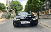 BMW 320i LCI 2017 - Cần bán lại xe BMW 320i LCI đời 2017, màu đen, nhập khẩu chính hãng, giá 729tr giá 729 triệu tại Tp.HCM