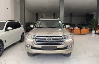 Toyota Land Cruiser 4.6V8 2016 - Land Cruiser 4.6V8 2016, đăng ký tên tư nhân, xe 1 chủ, xe cực đẹp. giá 2 tỷ 750 tr tại Hà Nội