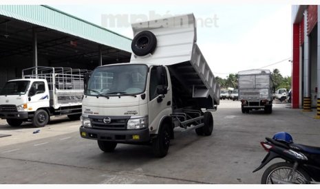 Xe tải 1250kg Hino 2017 - Bến Tre bán xe Hino ben nhập khẩu 3.49 tấn-2.8 khối- số loại WU342130