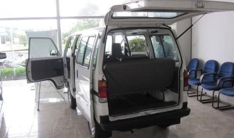 Suzuki Super Carry Van   2013 - Cần bán gấp Suzuki Super Carry Van 2013, màu trắng còn mới