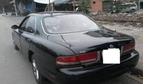 Mazda 929    1995 - Bán Mazda 929 đời 1995, màu đen 