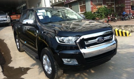 Ford Ranger 2.2L XL MT 4x4 2018 - Bán ô tô Ford Ranger 2.2L XL MT 4x4 năm 2018, màu đen, nhập khẩu, 590tr