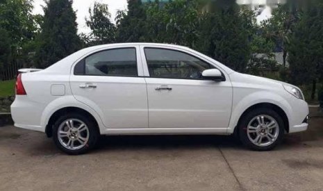 Chevrolet Aveo  LTZ   2014 - Bán xe Chevrolet Aveo LTZ 2014, màu trắng