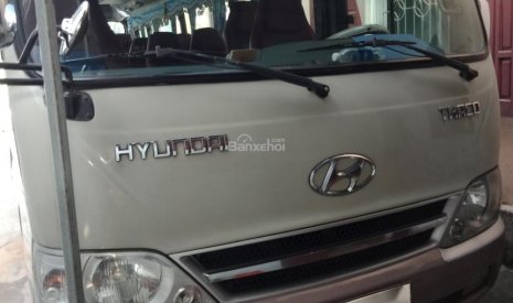 Hyundai County G 2011 - Bán Hyundai County G đời 2011, màu kem 
