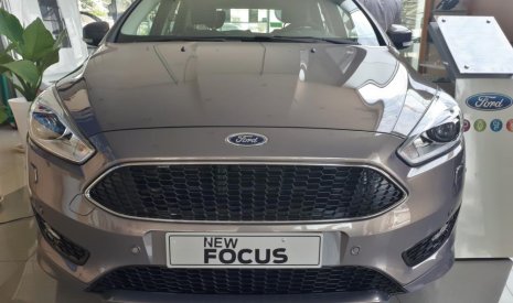 Ford Focus 2018 - Bán Ford Focus Ecoboot Sport 1.5L AT, số tự động 6 cấp, giá 770tr