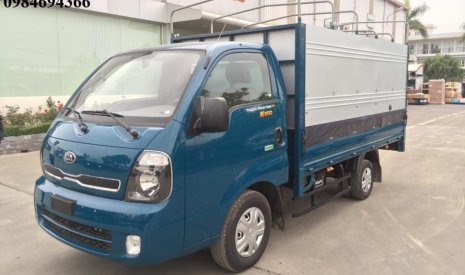 Kia Bongo K200 2018 - Bán xe tải Thaco Kia K200 (Bongo) tải 1 tấn/1,9 tấn đủ các loại thùng liên hệ 0984694366, hỗ trợ trả góp